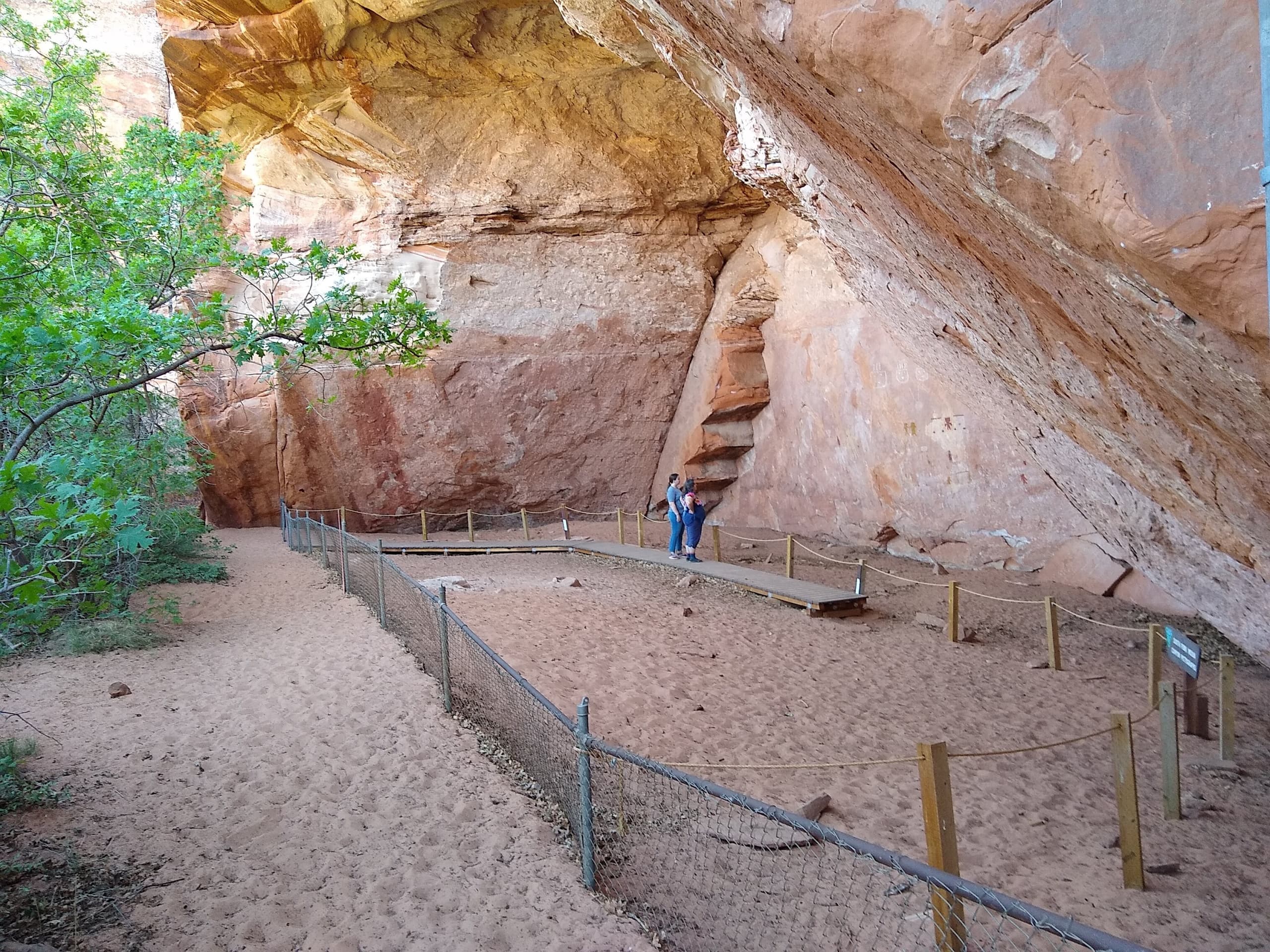Off-Road Utah Adventures with Coral Cliffs Tours in Kanab