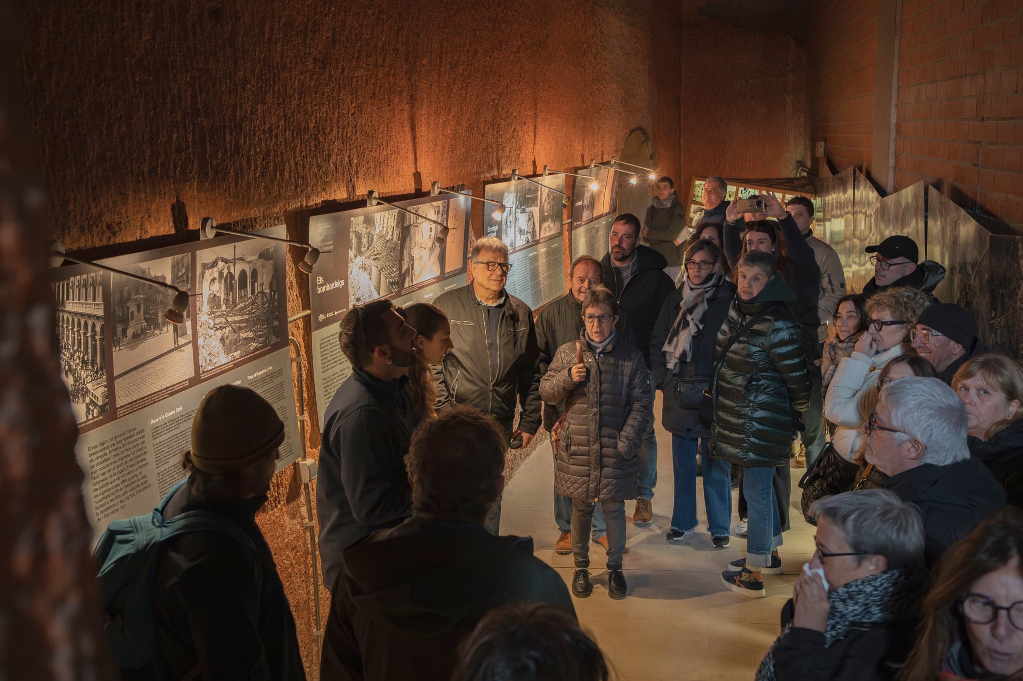 Underground Reus: Private Tour of the Patacada Air-Raid Shelter