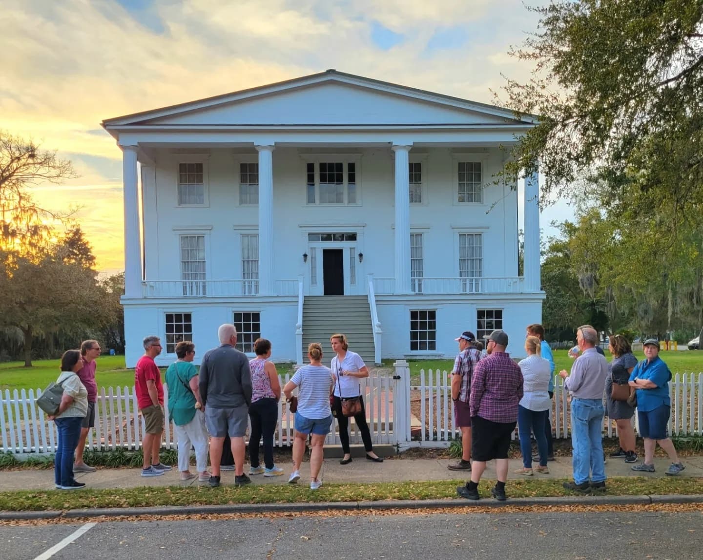 St Marys Murder, Mayhem & Mimosas Walking Tour GA