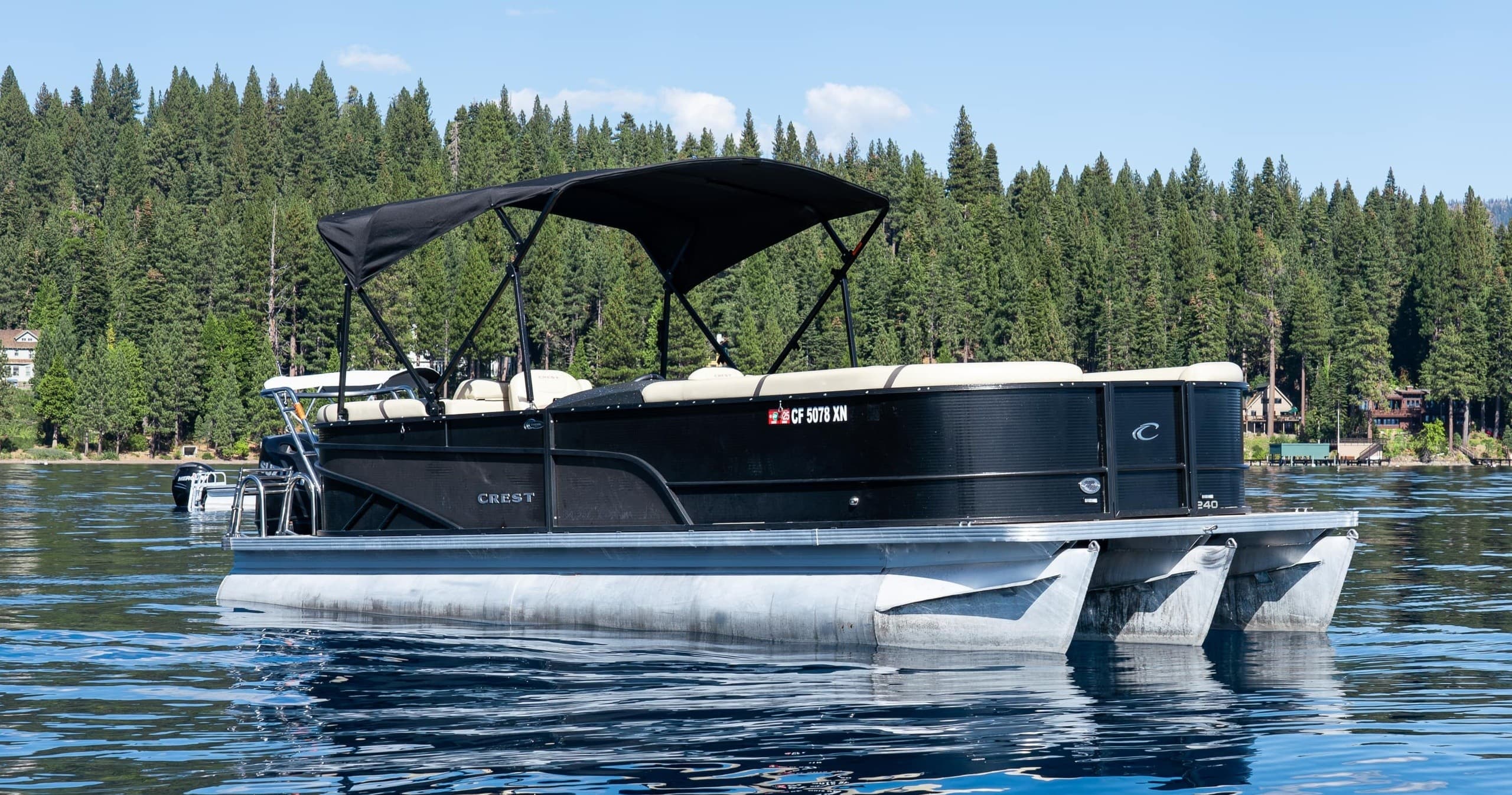 Private 24' Pontoon Cruise on Lake Tahoe in Tahoe City
