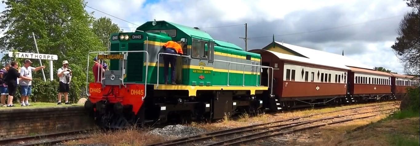 Downs Explorer Heritage Train Through Queenslands Granite Belt photo 4