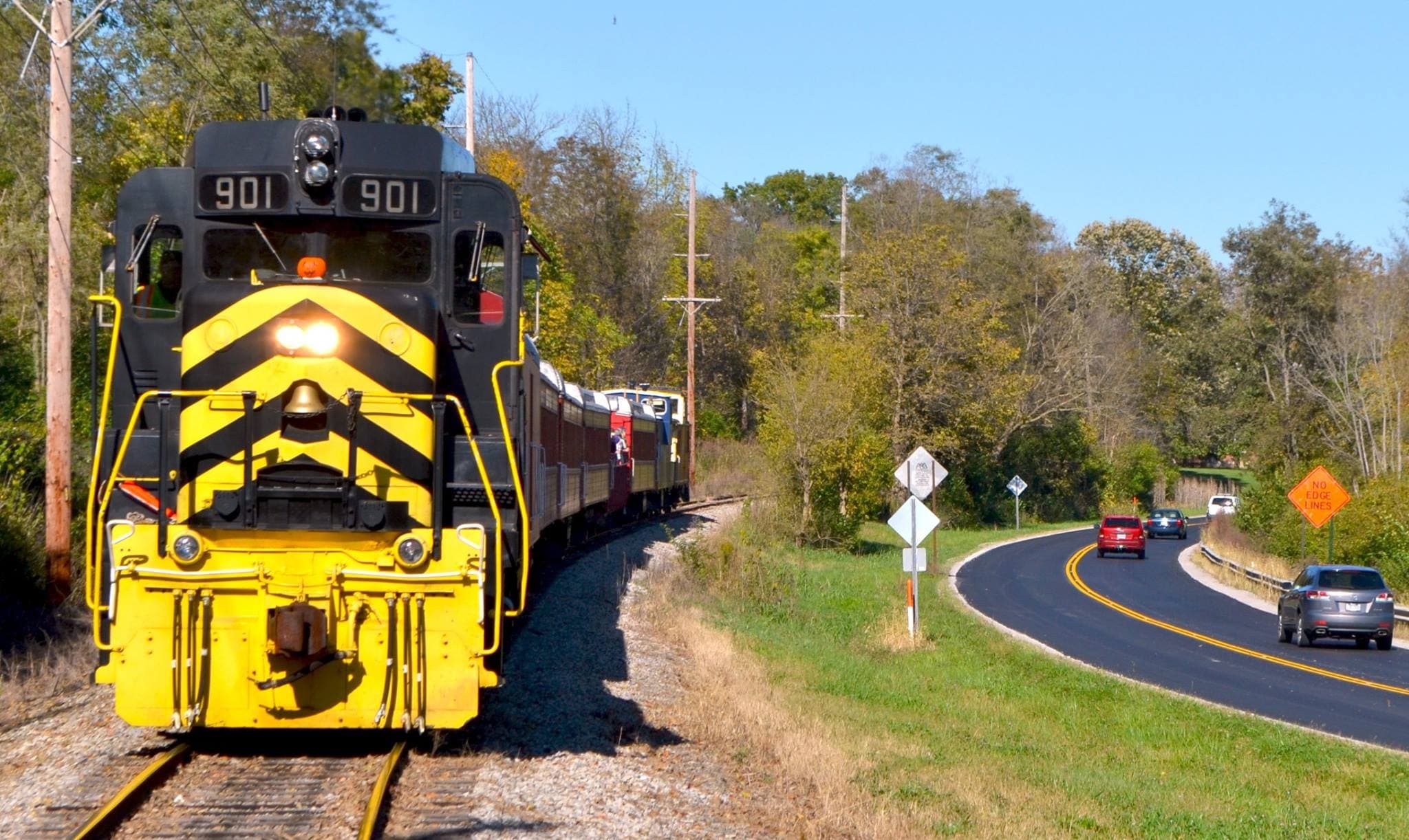 Turtle Creek Valley Flyer: Historic Train Ride in Lebanon, Ohio