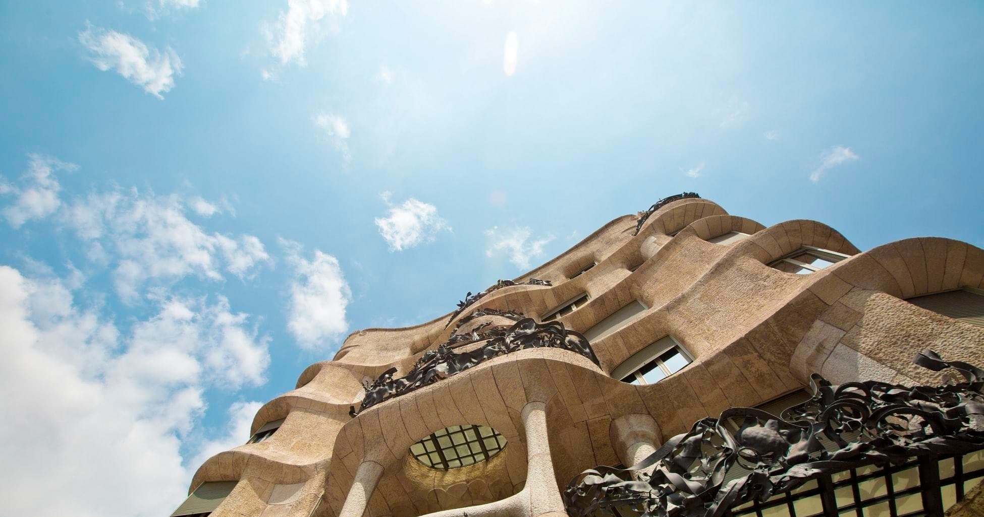 Exploring Barcelona’s Architectural Evolution: Gothic to Modern Masterpieces