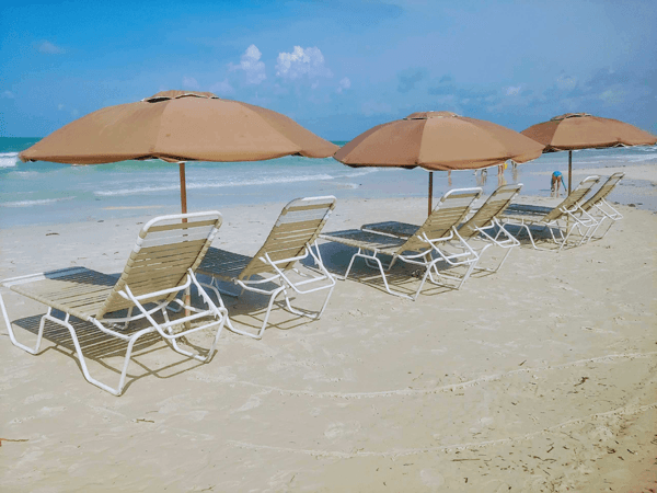 Private Siesta Key Beach Rental — Day Access to Exclusive Resorts photo 1