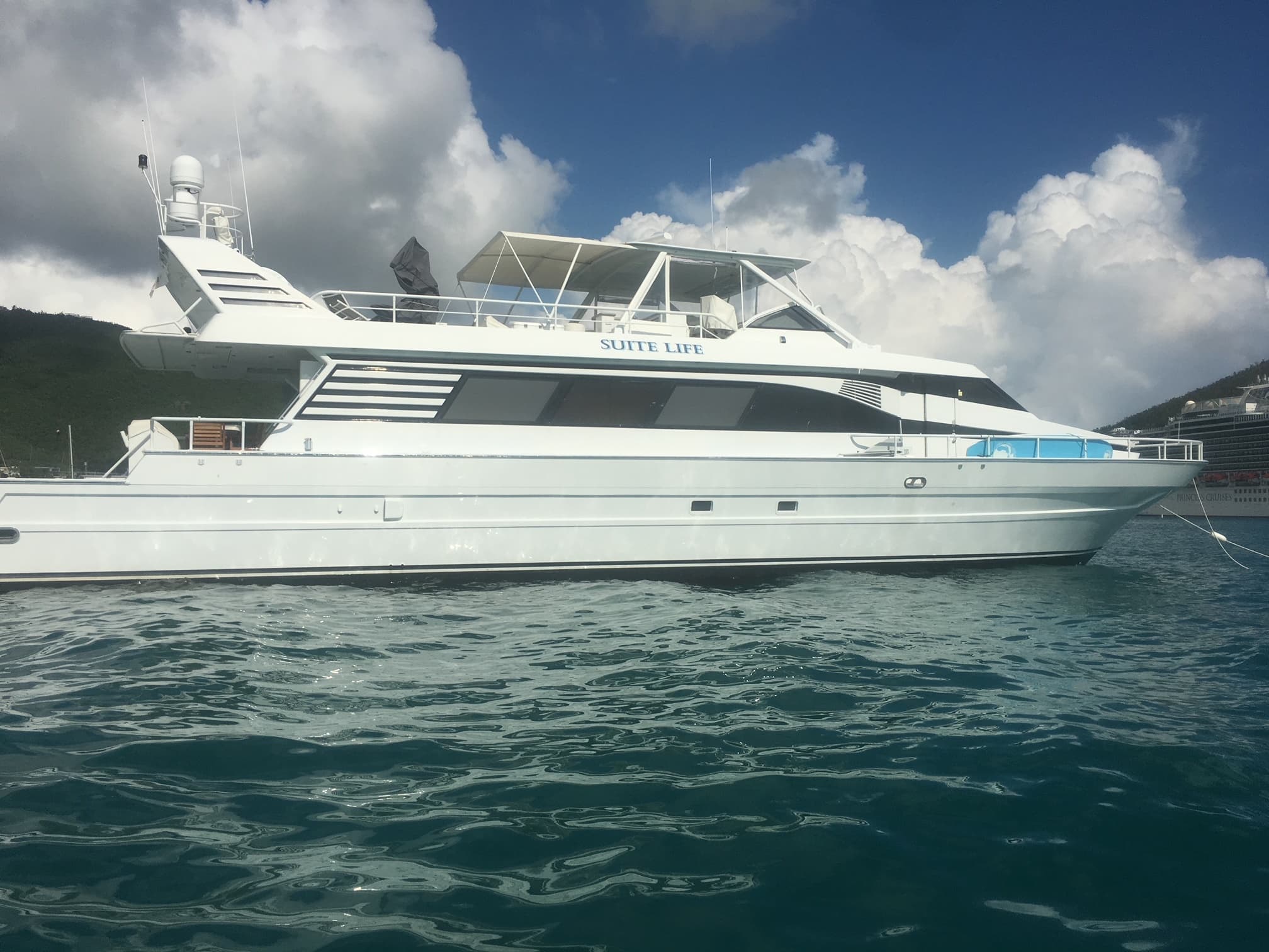 Luxury Yacht Charters in St Thomas, U.S. Virgin Islands