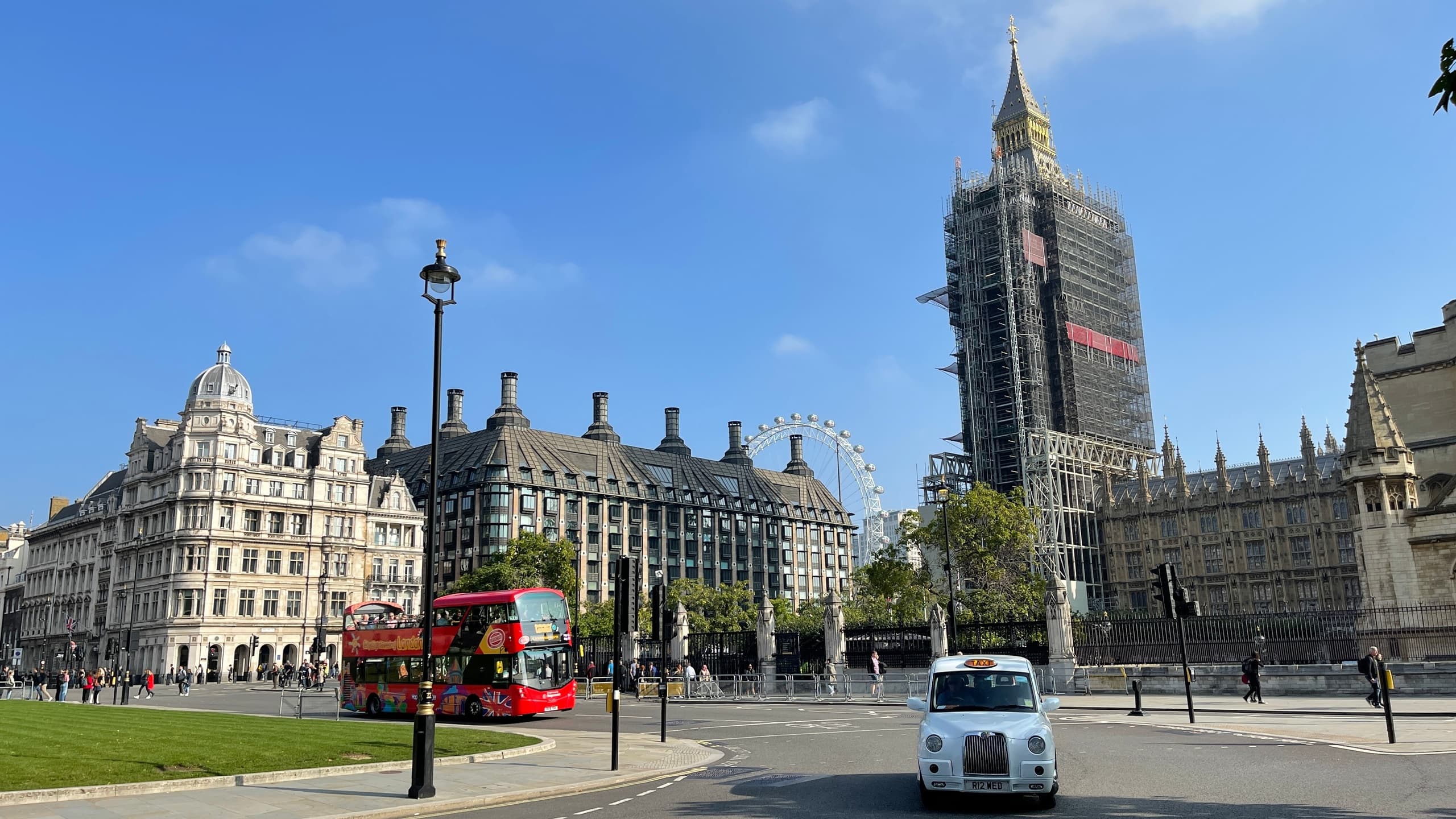 Land Adventures: Build Your Own London Tour with Black Cab Heritage Tours