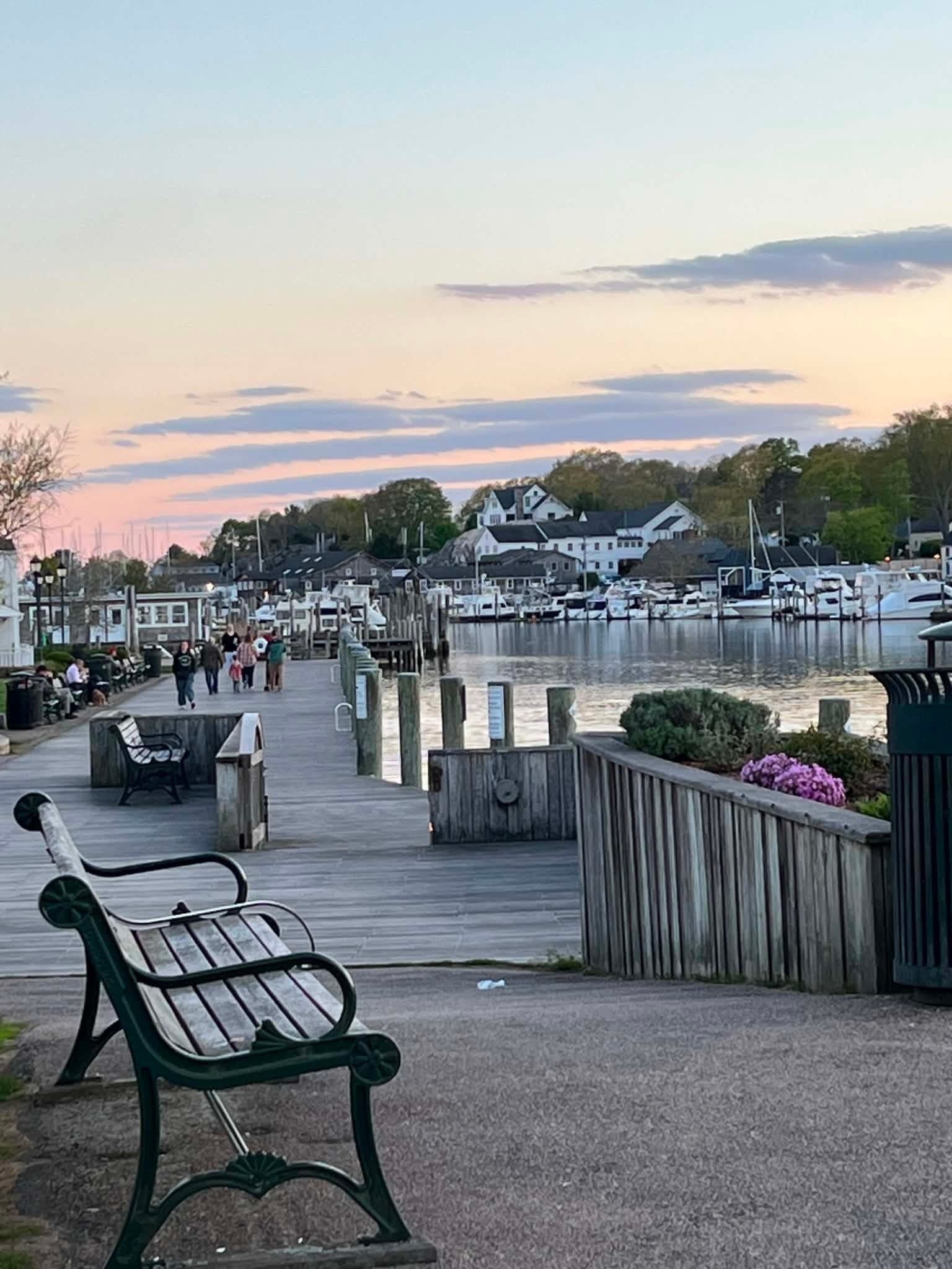 Mystic Art and Inspiration Walk: Guided Coastal Gallery Tour in Stonington photo 1
