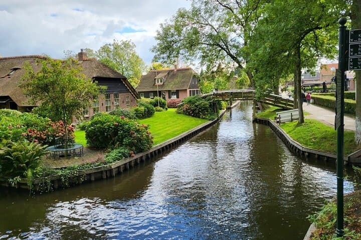 Water Activities & Cultural Trip: Giethoorn from Amsterdam by IBA Tours