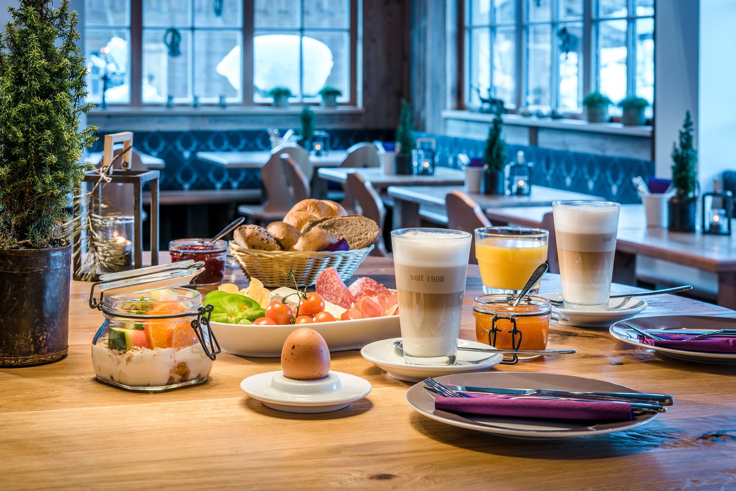 Almlust Almfrühstücks Buffet: Salzburg’s Morning Feast