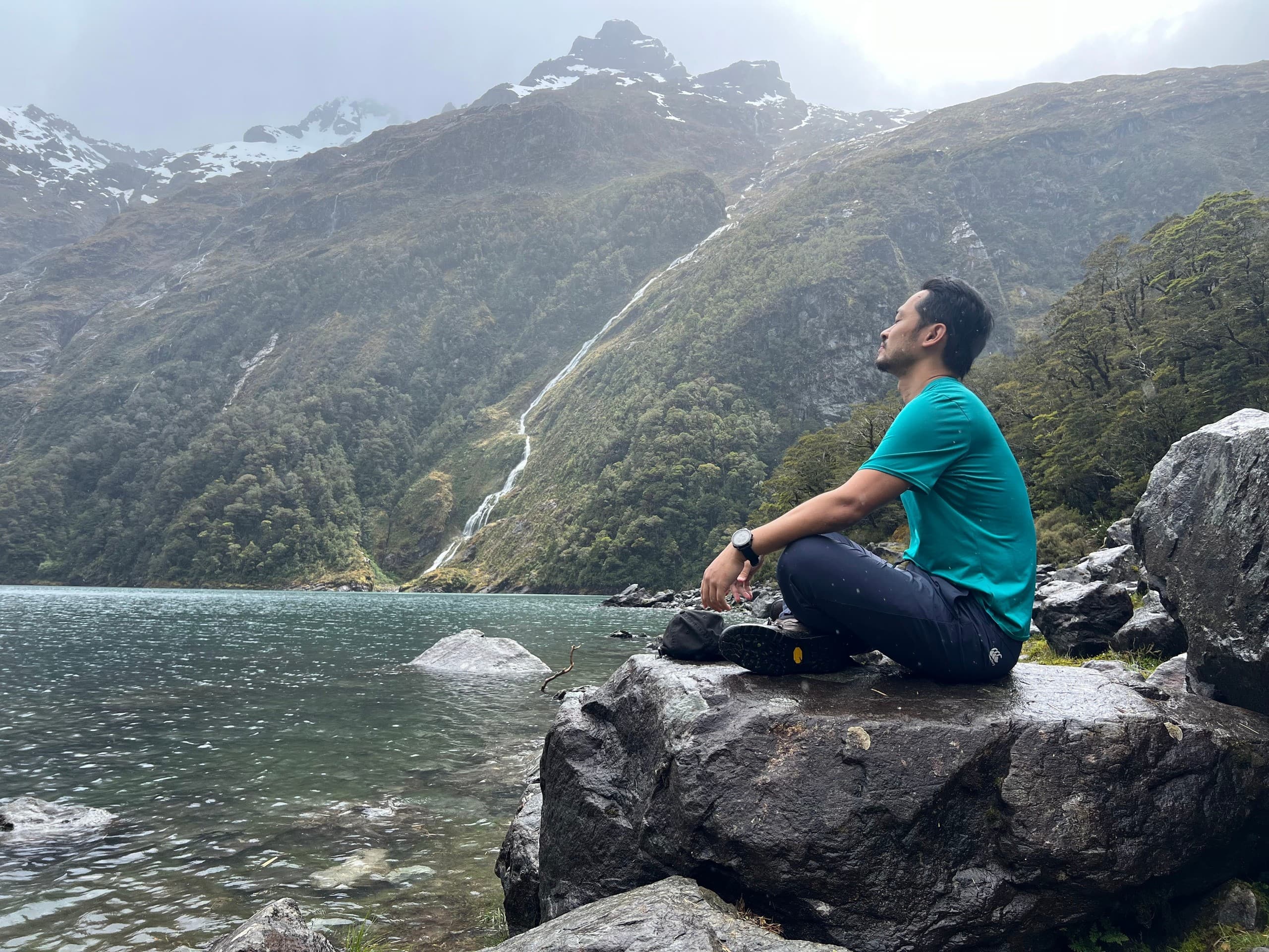 Lake Marian Day Hike: Private Guided Alpine Walk in Fiordland photo 1