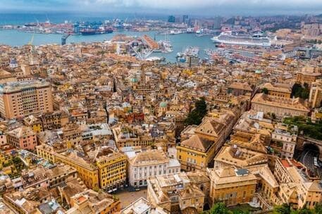 Historic Walking Tour of Genoa’s City Center