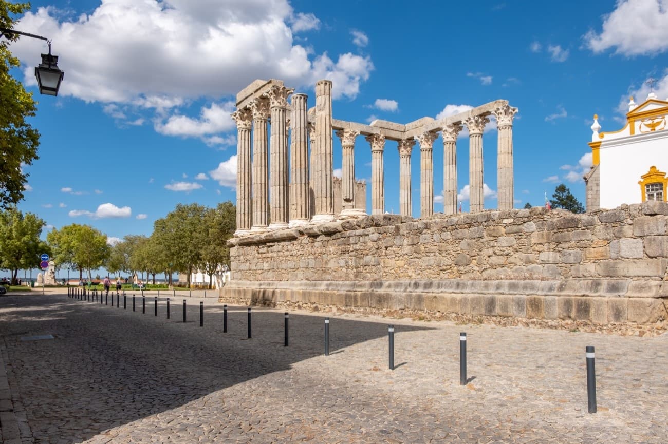 Land Adventure: Discover Évora with Flyalgarve