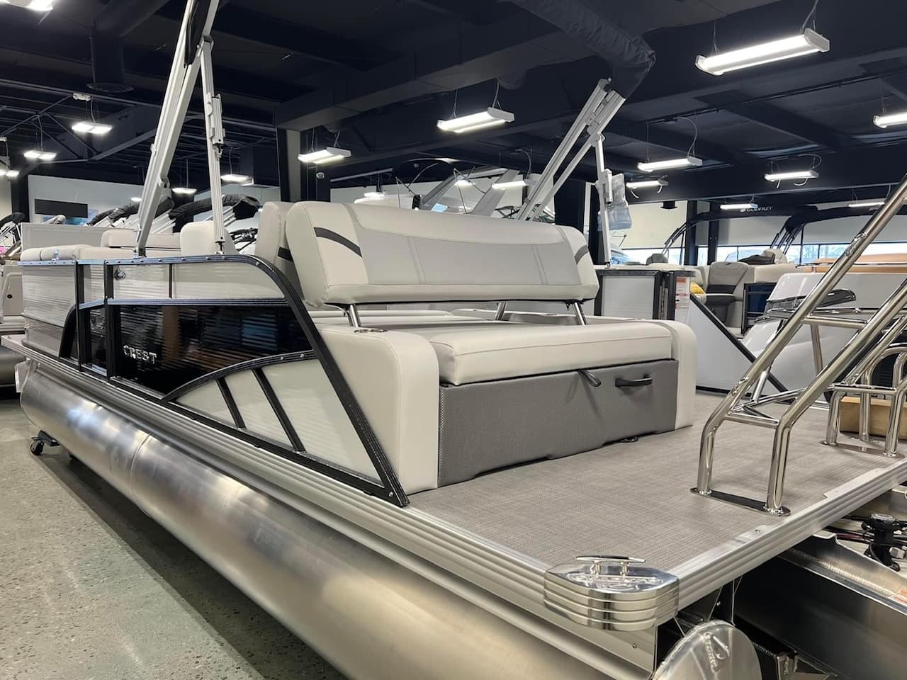 2024 Crest Pontoon Boat Adventure in Rapid City, MI