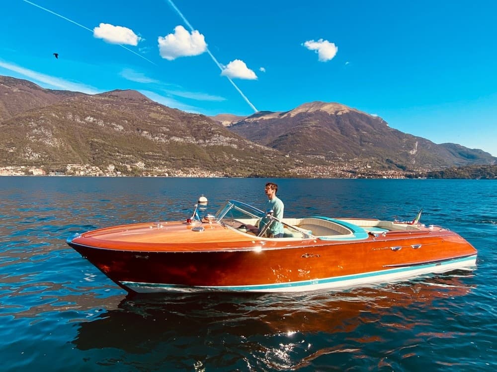 Water-Activities: Lake Como Riva Aquarama Boat Tour - Luxury and Views