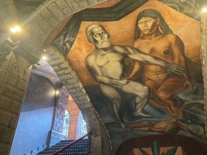 Private Chapultepec Castle Tour with Free Walking Tour Mexico