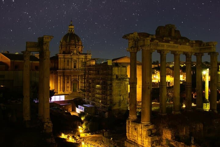 Historical Landmarks & Night Tours with E-xplora