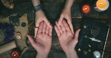 Psychic Readings with Jessica Moon | The American Tour Company