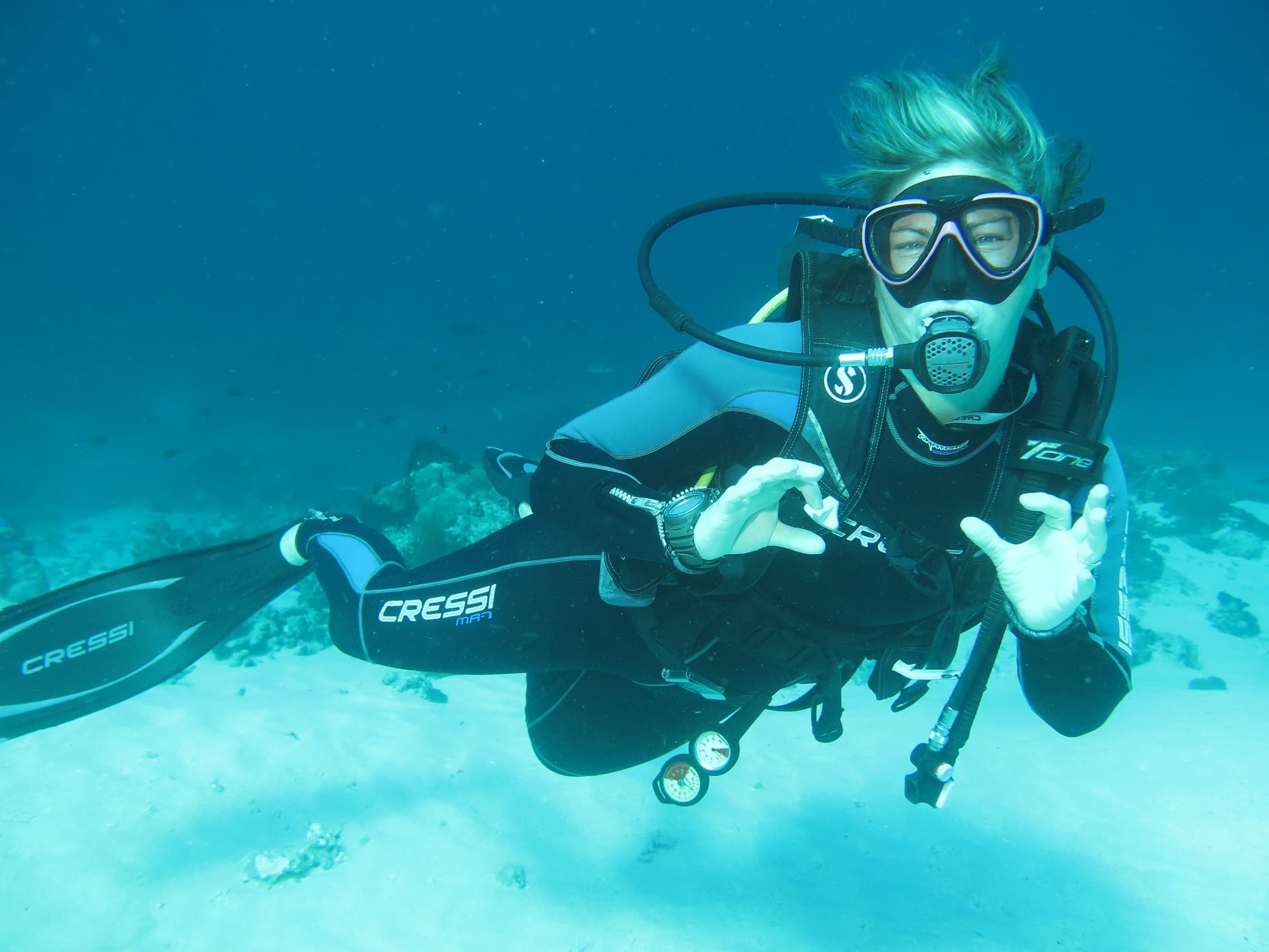 Become a Certified PADI Divemaster in Fremantle: Dive Into Your Professional Diving Career