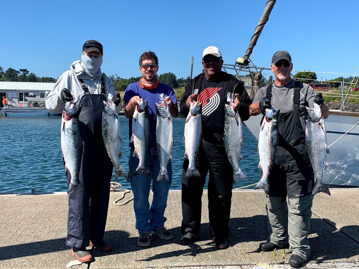 Central Oregon Coast Salmon & Crab Trips in Newport