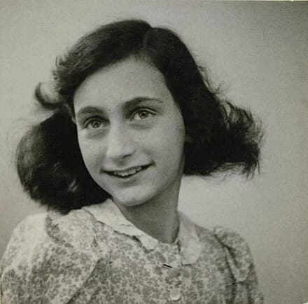 Jewish Heritage & Anne Frank Tour with Amsterdam Experiences
