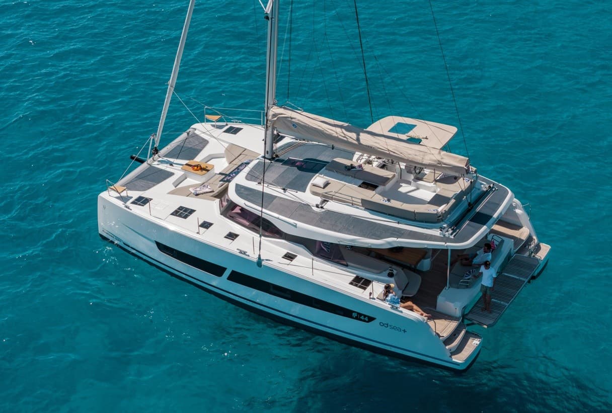 Private Catamaran H Cruises from Cascais: Comfort, Coastal Caves and Dolphins photo 1