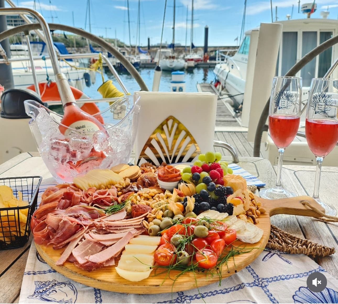 Wine & Tasting Board Experience with Douro Captain Lda in Porto