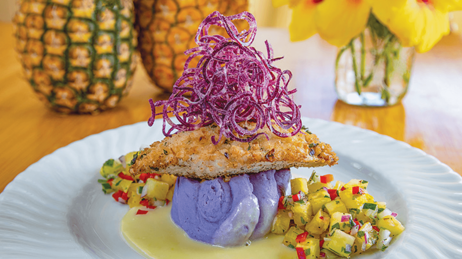 Maui Pineapple Tour: Farm & Feast in Makawao, HI