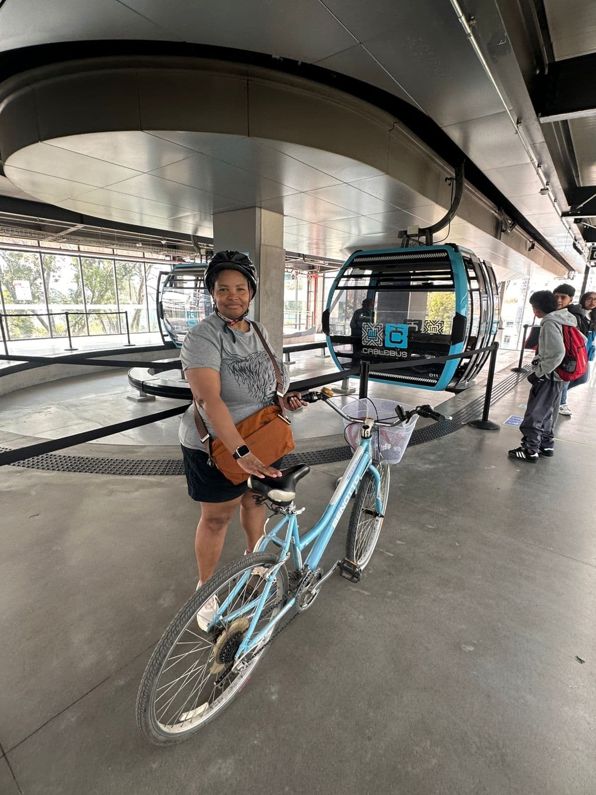 Ride the Canopy: Chapultepec Park Cable Car and Bike Tour in Ciudad de México