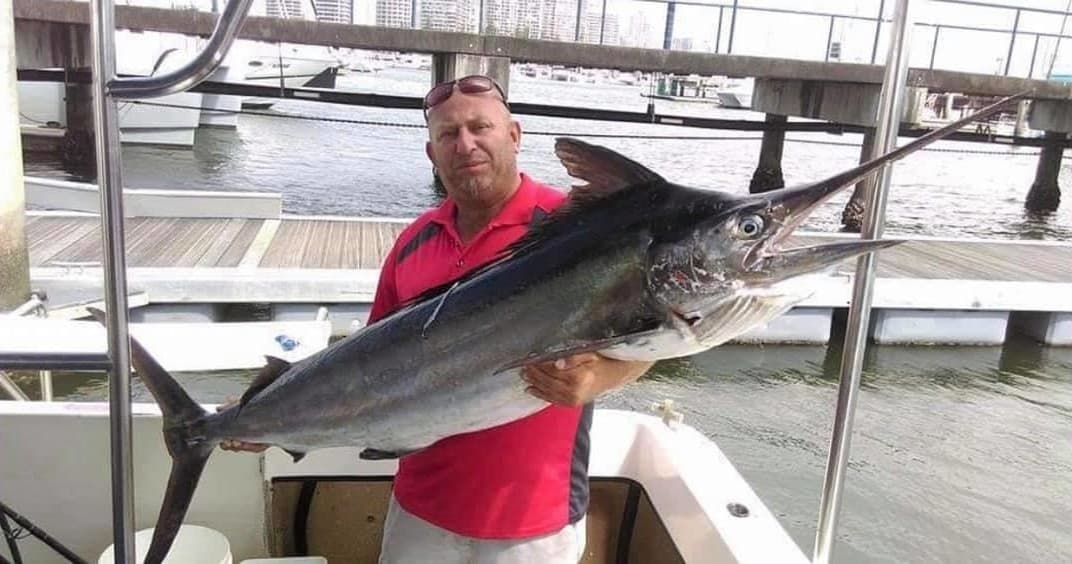 Deep Sea Fishing at Paradise Fishing Charters | Offshore Adventure