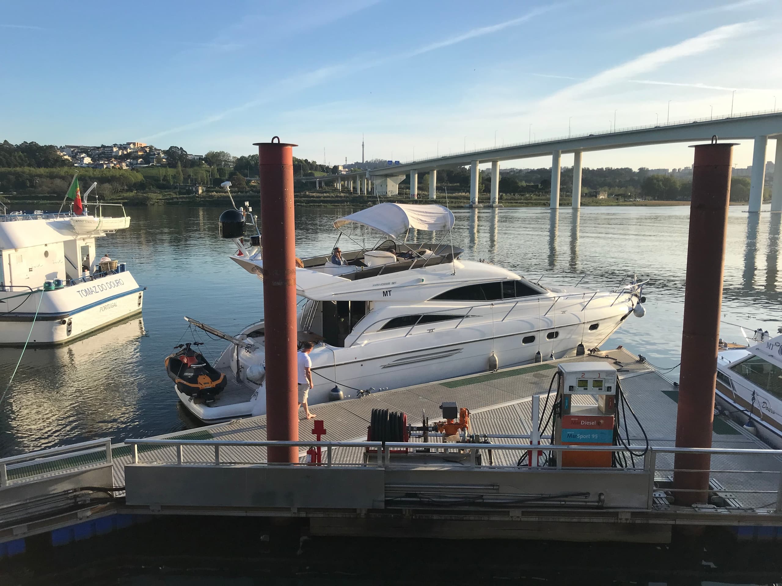 Private Yacht Experience in Porto with Douro Charter