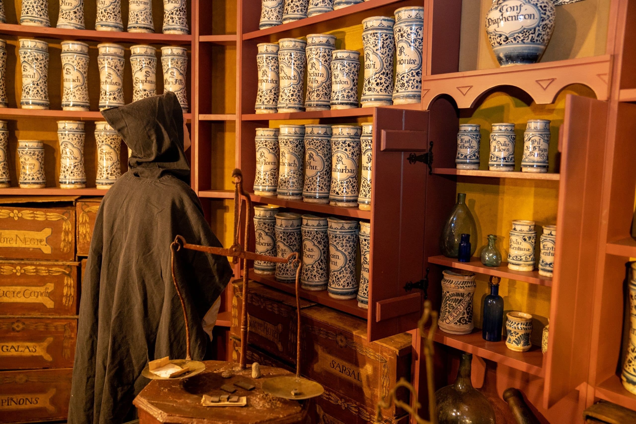 Step Back in Time: Medieval Stories Living History Tour in Montblanc, Spain