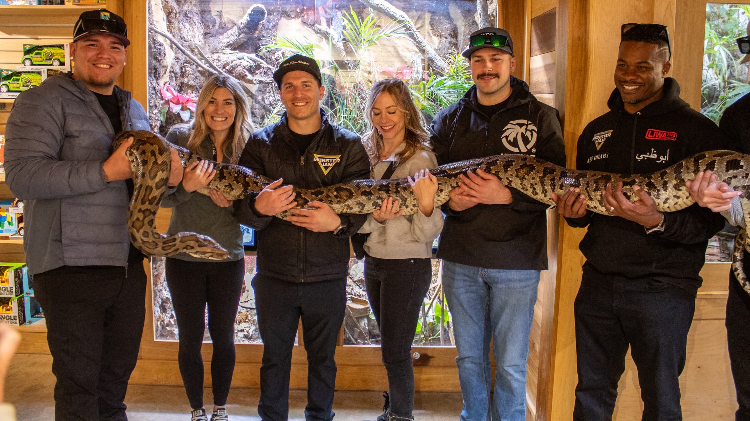Animal Encounters at Animal World & Snake Farm Zoo in New Braunfels