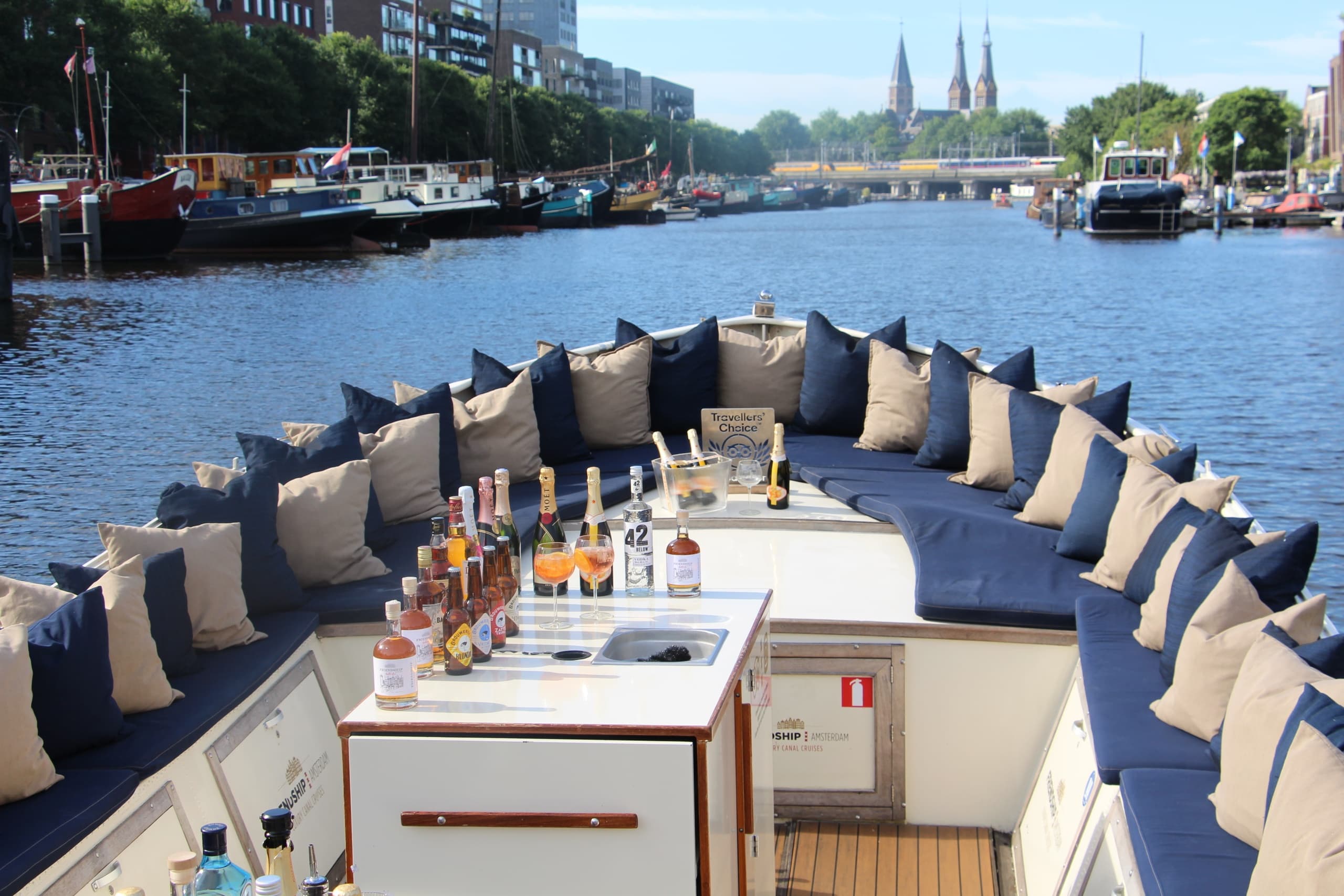 Water-Activities: Friendship Amsterdam Sail Experience