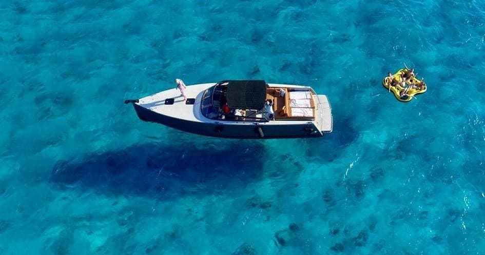 Explore Sydney Waters Aboard the 38' Silverton Boat Rental