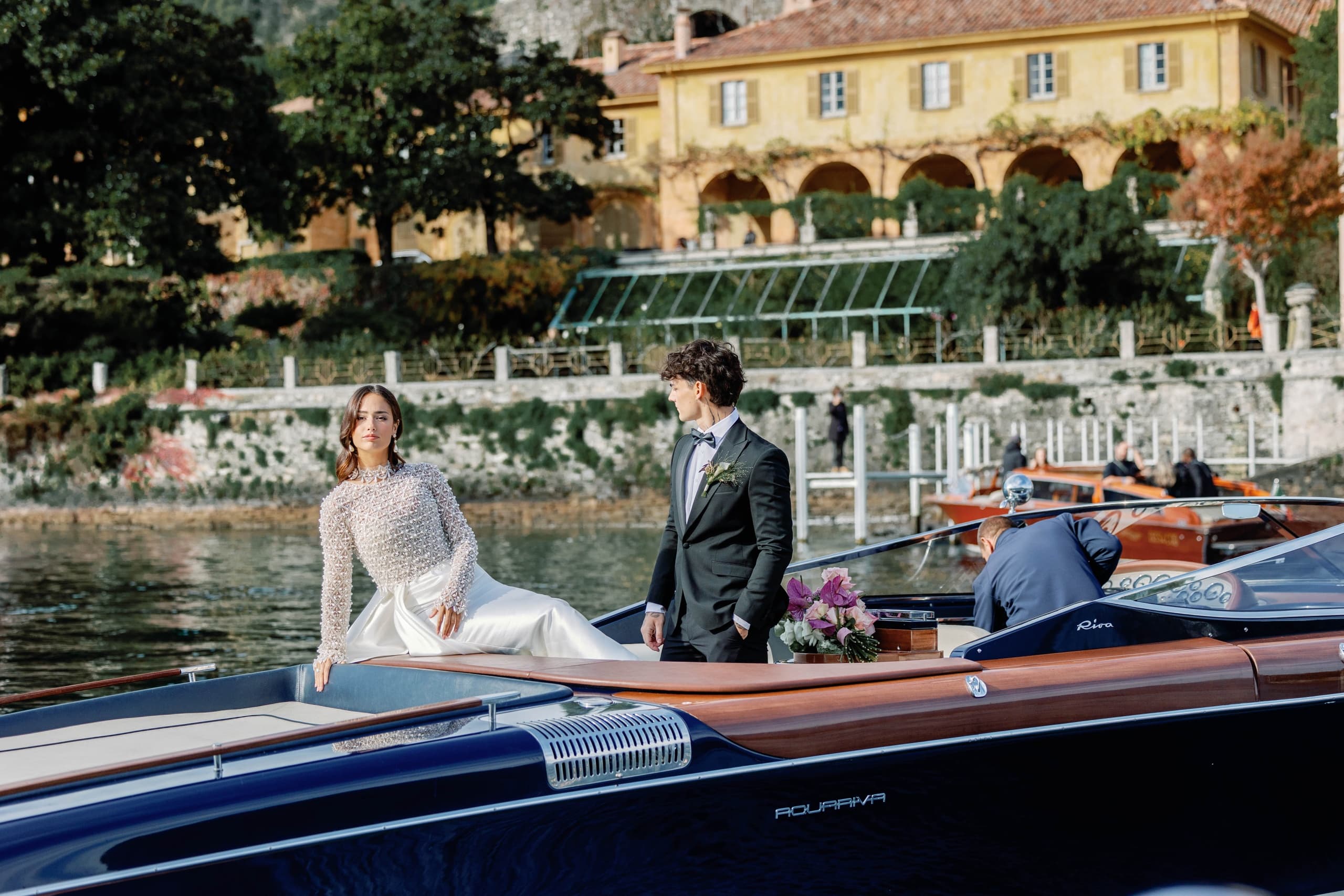 Water-Activities: Riva Aquariva Sunset Tour on Lake Como