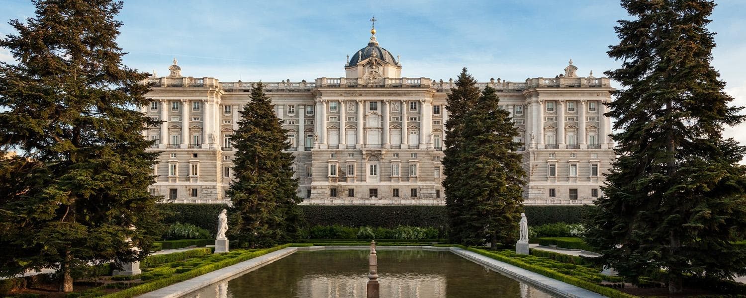 Historical Walking Tour of Madrid's Royal Palace & Old Town