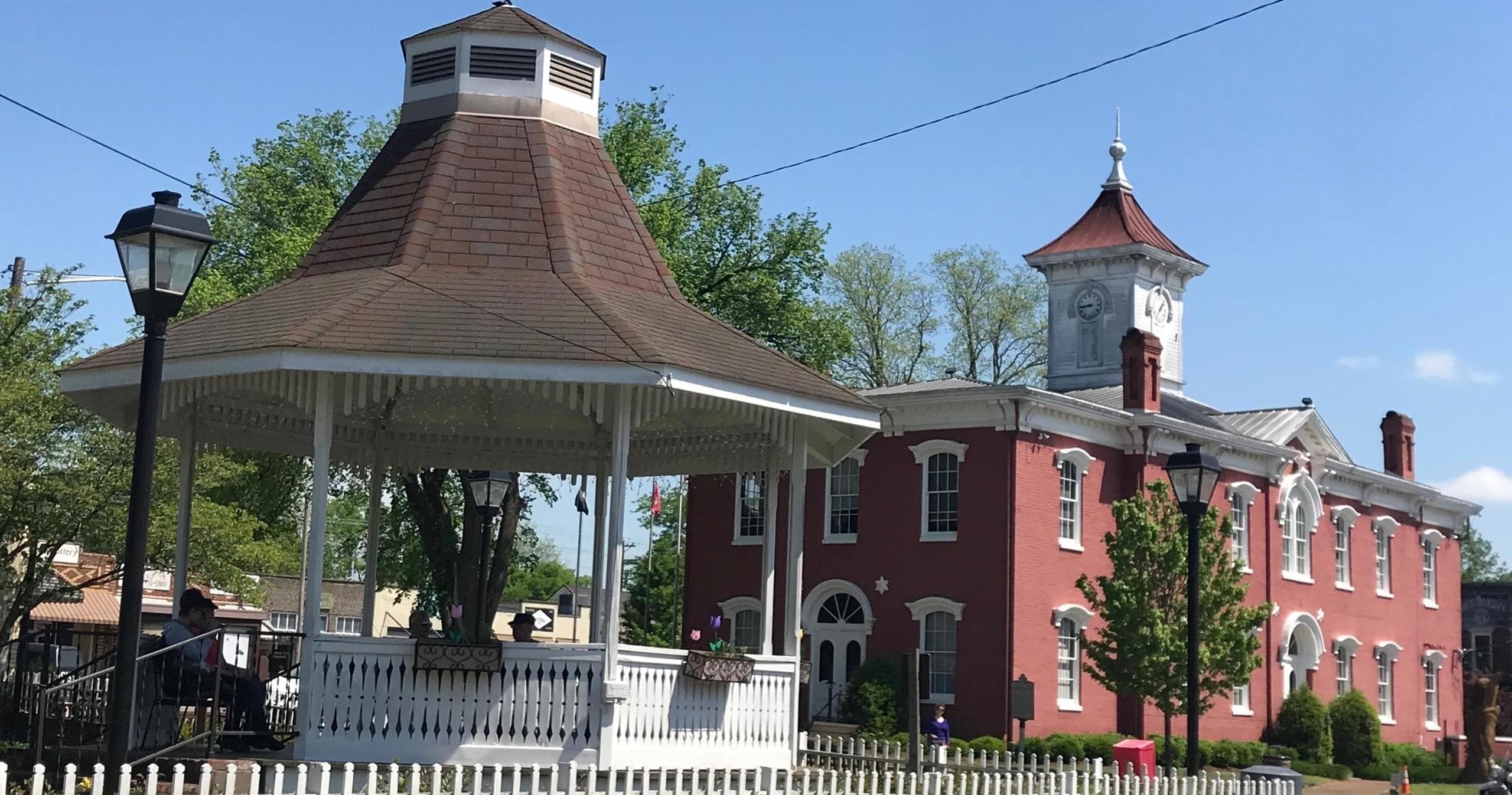 Tennessee Whiskey Tour with Dabble Events in Lynchburg