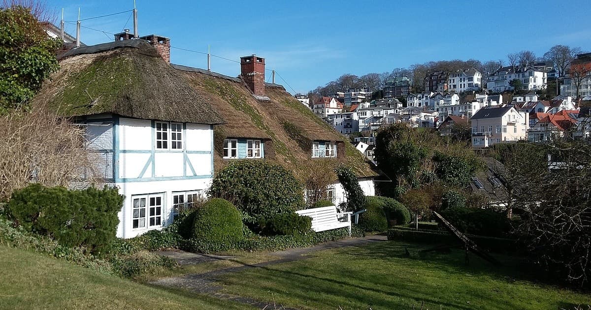 Blankenese Walking Tour Highlights by Stattreisen Hamburg