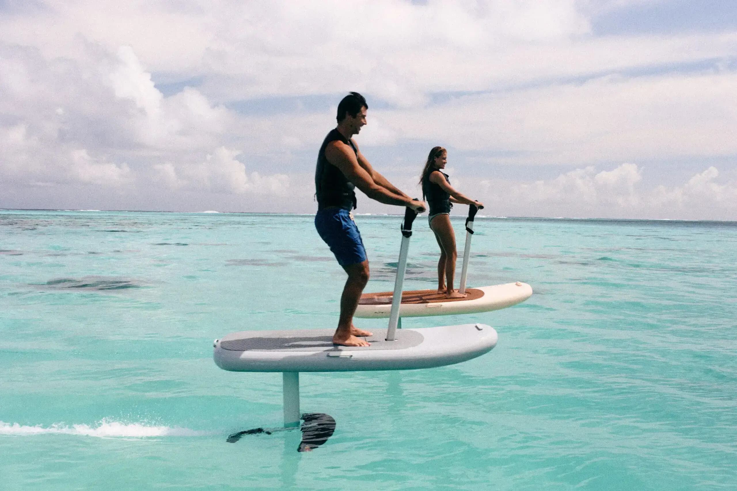 Fly Above the Wake — Session d'efoil complète (1-Hour Advanced eFoil Session)