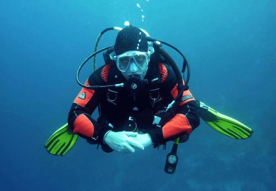 Poseidon's Playground: Beginner-Friendly Artificial Reef Dive 3 Miles Off Perdido Pass