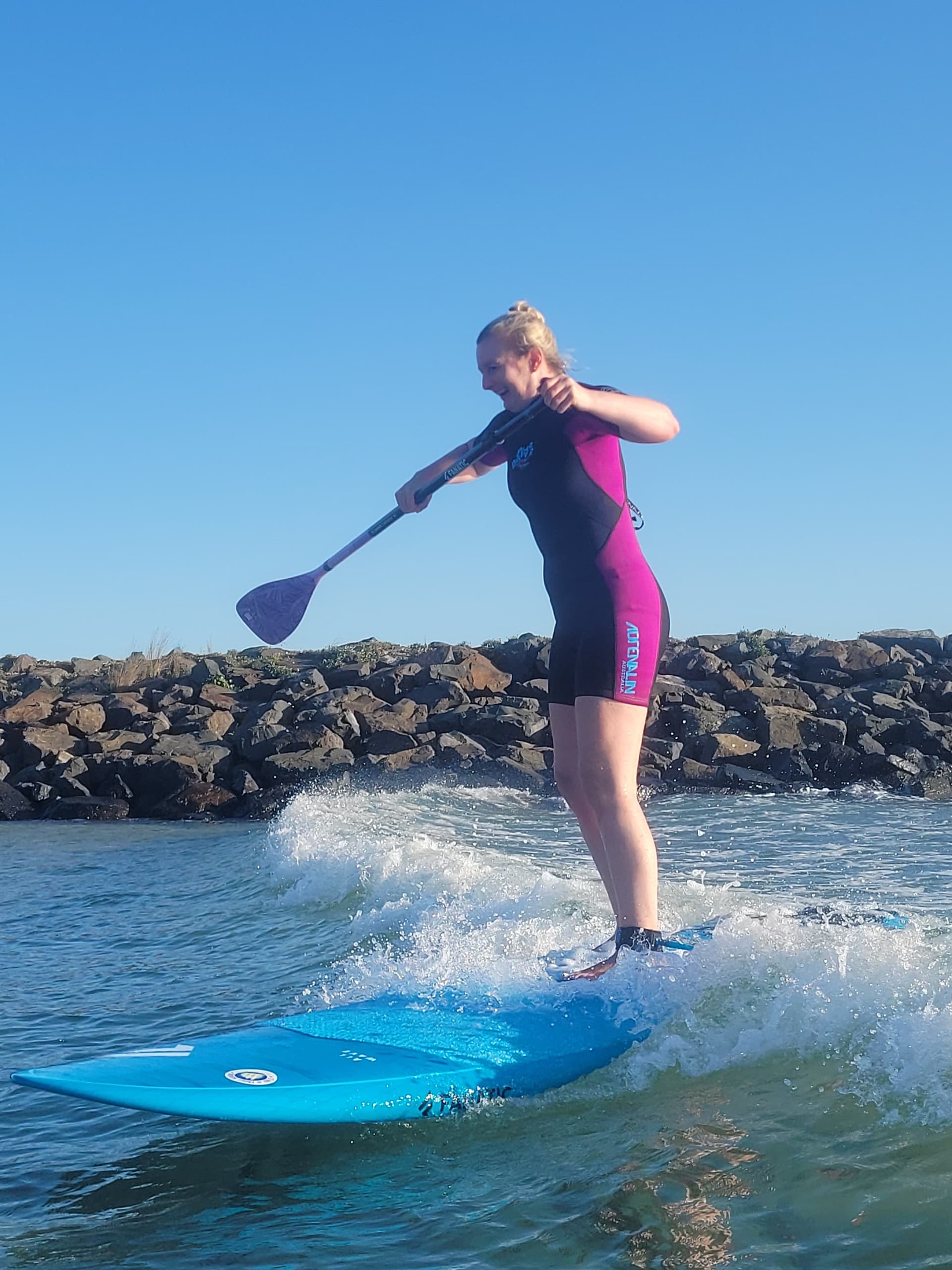 Learn SUP Surfing at Lake Illawarra: 1-Hour Lesson for First-Time Wave Riders photo 4