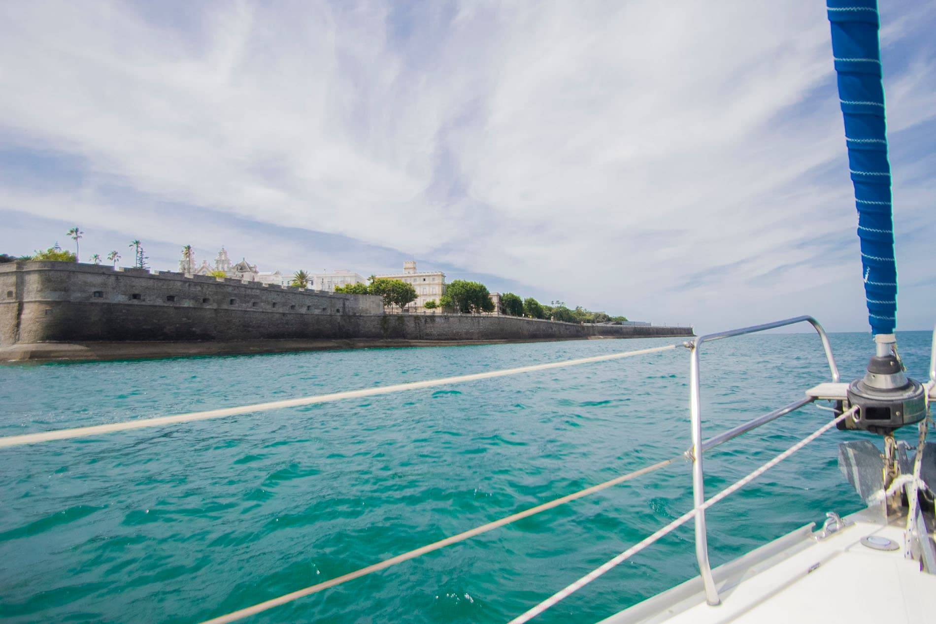 Sail Cadiz's 15th-Century Walls: Private Two-Hour Historic Bay Cruise photo 2