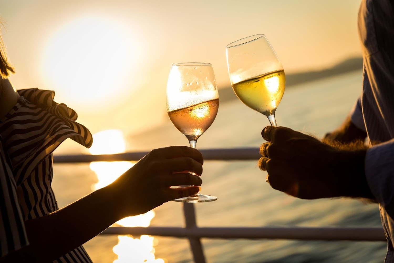 Sip & Sail on the Tennessee River: Sunset Soirée aboard the Southern Belle Riverboat