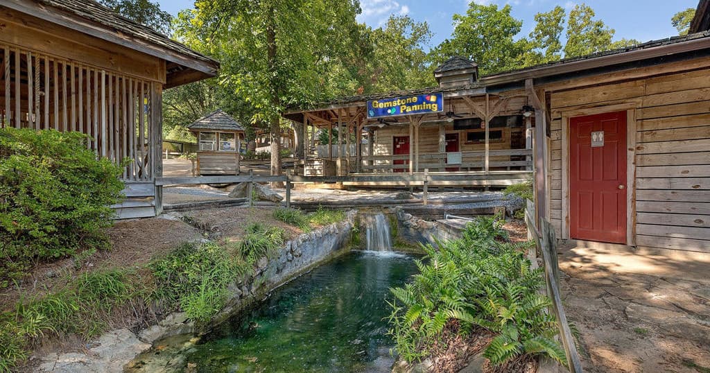 Discover Campsite 6 at Majestic Campground in Childersburg, Alabama: The Perfect Blend of Comfort and Nature