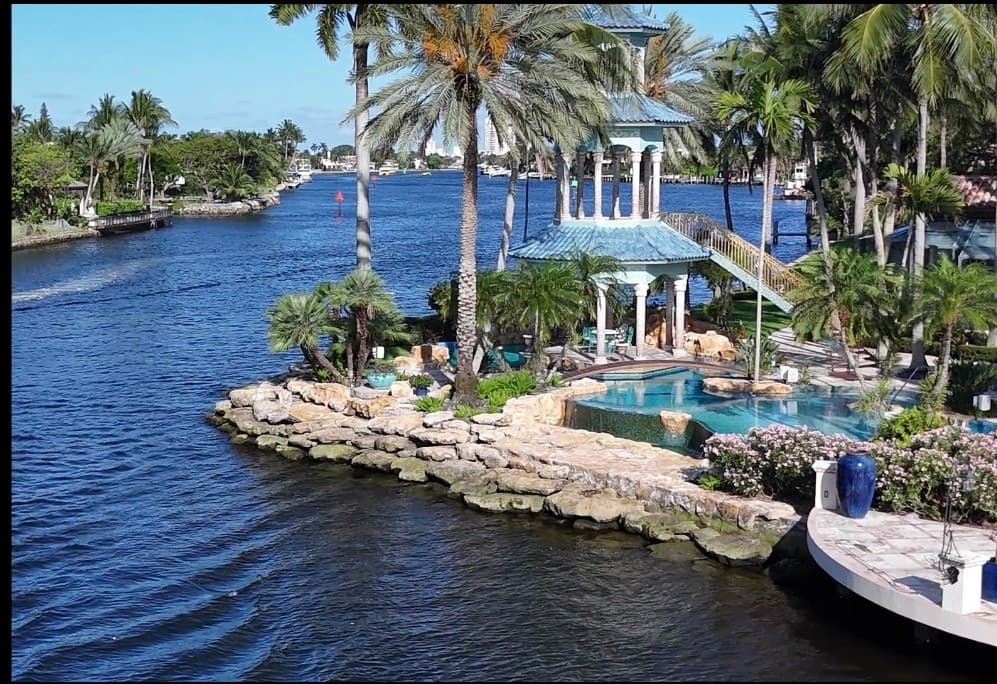 90 Minute Scenic Cruise: BYOB Coastal Boat Tour