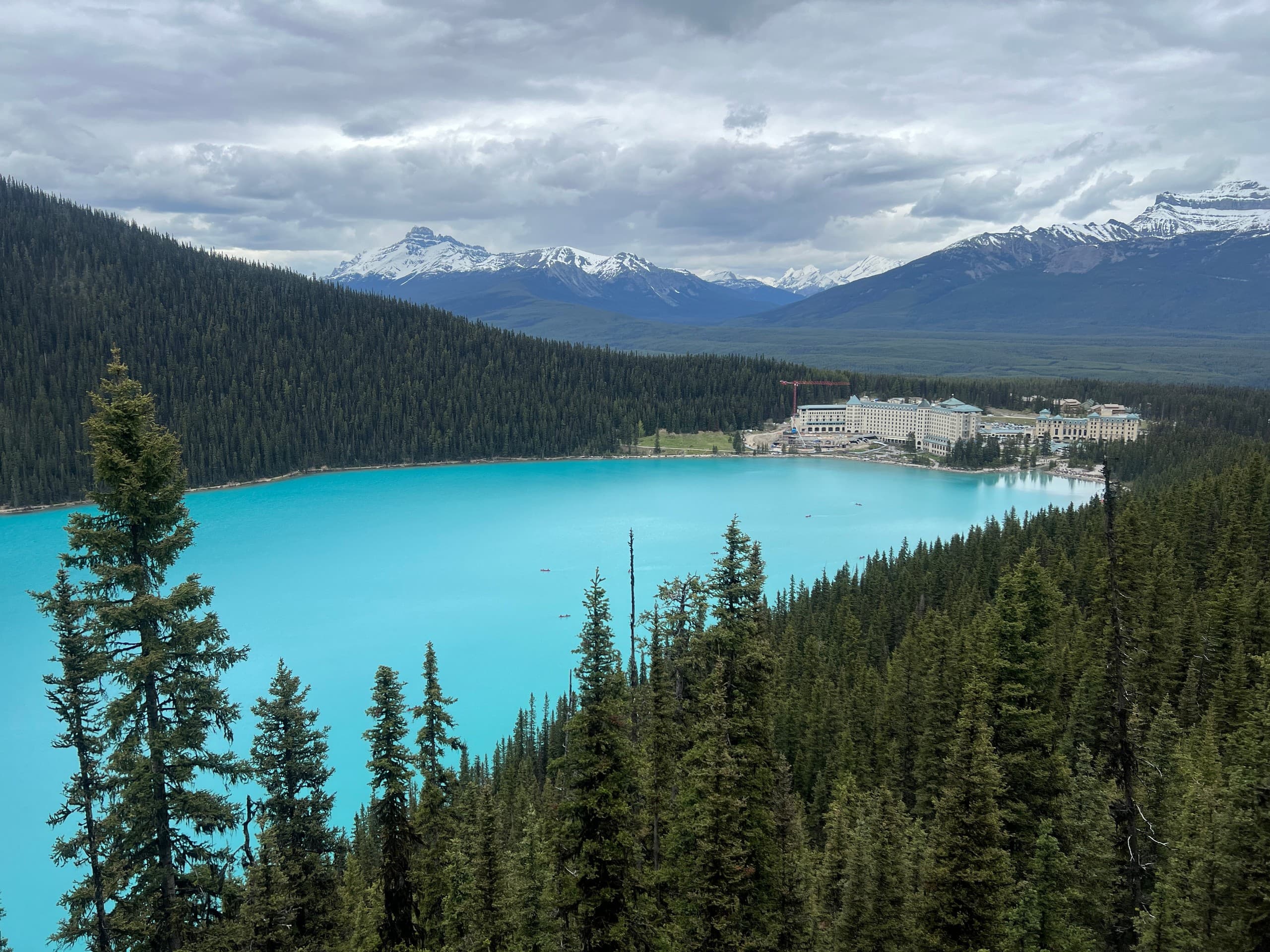 Private Lake Louise, Moraine Lake & Yoho National Park Day Tour from Golden