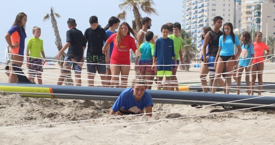 Cumpleaños Surf & Paddle Parties in El Campello: Two-Hour Mediterranean Birthday Adventures