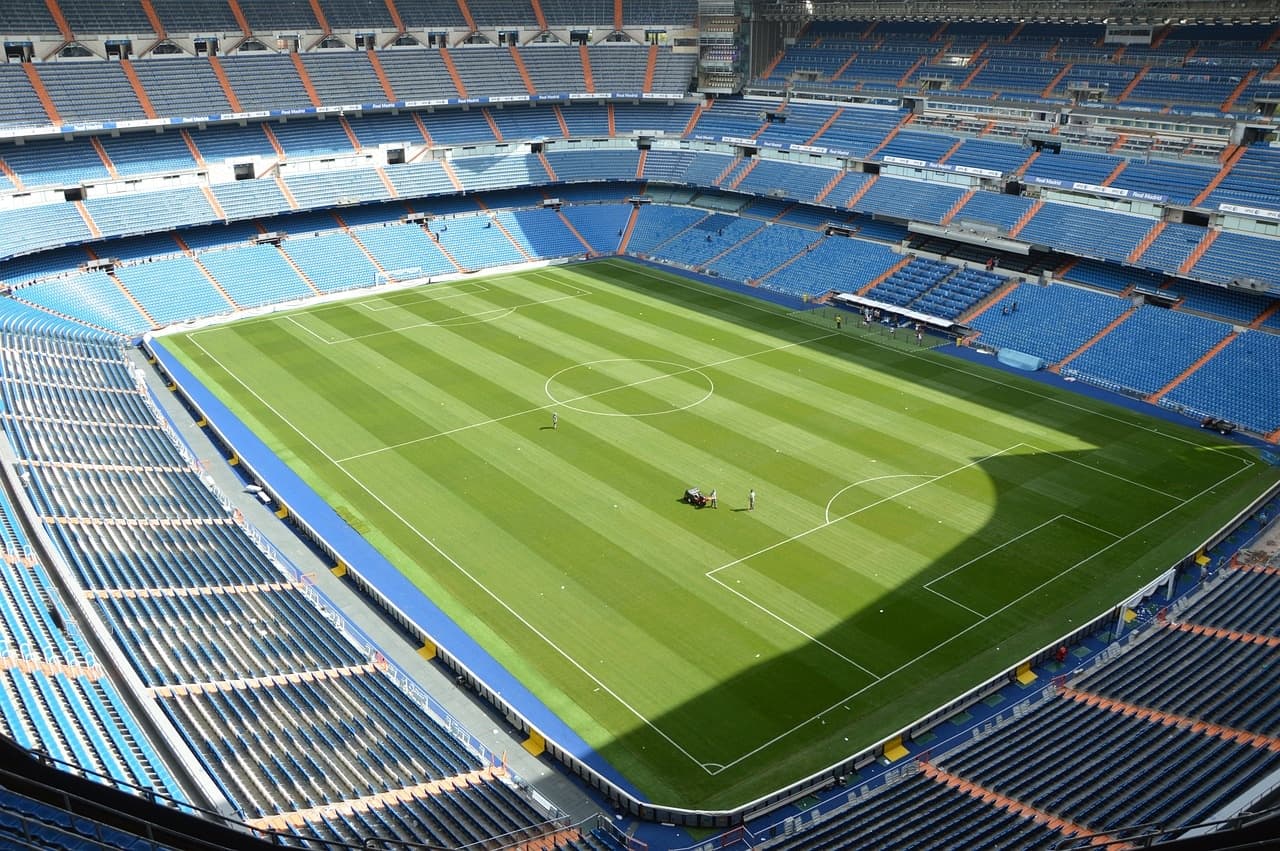 Private Bernabéu Stadium Tour with De Paseo Experience in Toledo