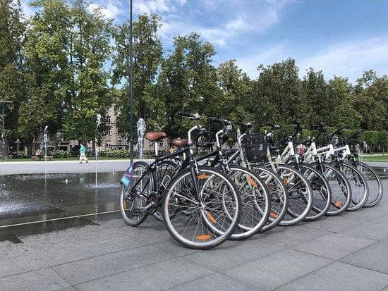 City Bike Hour Rental at Bike Vilnius Velotakas in Vilnius