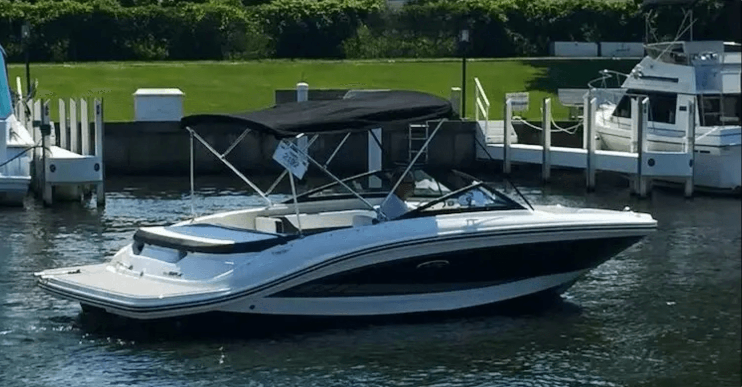 Sea Ray Captained Charters on Lake Minnetonka — Luxury Cruises from Excelsior